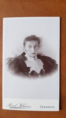 Fotografie tip CDV, femeie inceput de secol XX foto