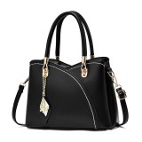 Geanta de dama eleganta de buna calitate GIDA-CRIS GC182, neagra, geanta care atrage privirile