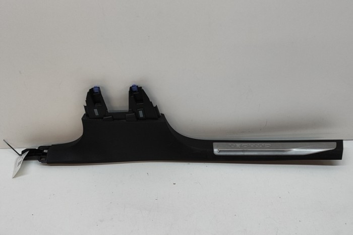 Ornament prag interior st&acirc;nga față CITRO&Euml;N C5 AIRCROSS 2021 OEM: 9816831677,9816831477 26823756