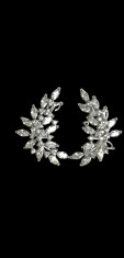 Cercei argintii cu pietre zirconiu, forma de frunzulite. foto