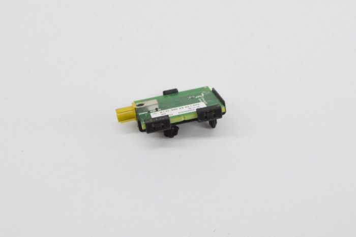 Amplificator de antena MERCEDES-BENZ GLS X167 2020 OEM: A1779052902,920584002 18036949