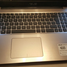 carcasa laptop completa cu tastatura ASUS R558U ,ceva semne