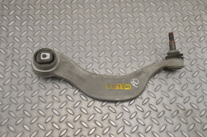 Braț curbat dreapta față BMW 7 F01, F02 2010 OEM: Sedan | 17955470