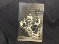 carte postala / Fotografie circulata - Port taranesc si haine de epoca / deosebita !