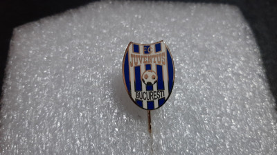 Insigna Juventus Bucuresti foto