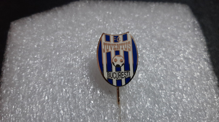 Insigna Juventus Bucuresti