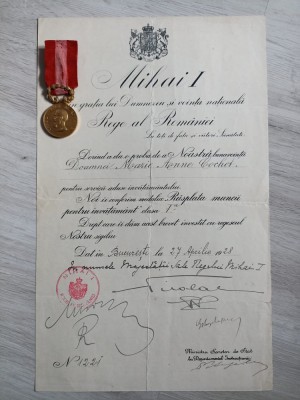 Brevetul + medalia Rasplata Muncii pt Invatamant cls 1, acordat in 1928, Regenta foto