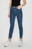 Review - Jeansi