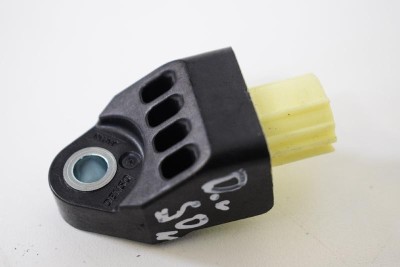 Senzor de impact st&amp;acirc;nga față LEXUS RC _C1_ 2016 OEM: 89831-33050 2838312 foto