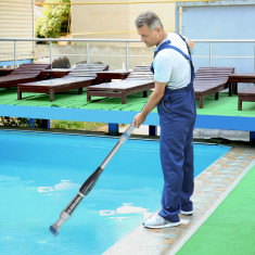 Outsunny Aspirator de piscina fara fir cu perie, aparat de curata usor pentru piscina cu stalp reglabil în 3 sectiuni pentru piscine interioare, supra