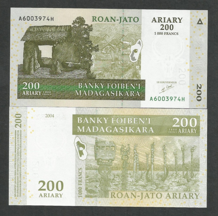 MADAGASCAR 200 ARIARY / 1000 FRANCI 2004 UNC , P-87a Semn GASTON E. RAVELOJAONA
