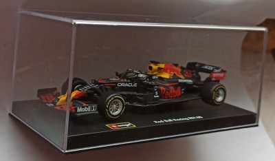 Macheta Red Bull RB16B Max Verstappen cu pilot Formula 1 2021 - Bburago 1/43 F1 foto
