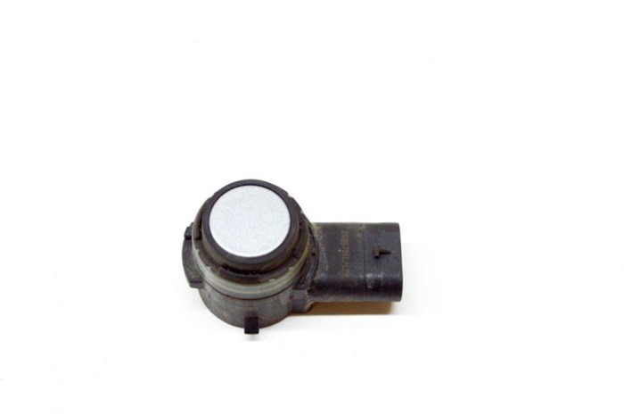 Senzor de parcare spate VOLVO XC60 II 246 2017 OEM: 31471301 13564560