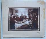 Cumpara ieftin Fotografie funerară &ndash; Familia Luchian &ndash; Vaslui cca. 1941 &ndash; Foto Seleci