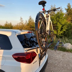 Suport biciclete Modula Nove Colli 3 pentru 3 biciclete cu prindere pe haion/portbagaj foto