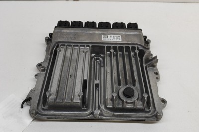 Unitate de control motor BMW 3 F30, F80 2016 OEM: 8689762,1039593749,1039S93749,0261S18457 27550157 foto