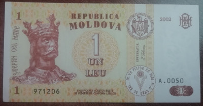 M1 - Bancnota foarte veche - Moldova - 1 leu - 2002 foto