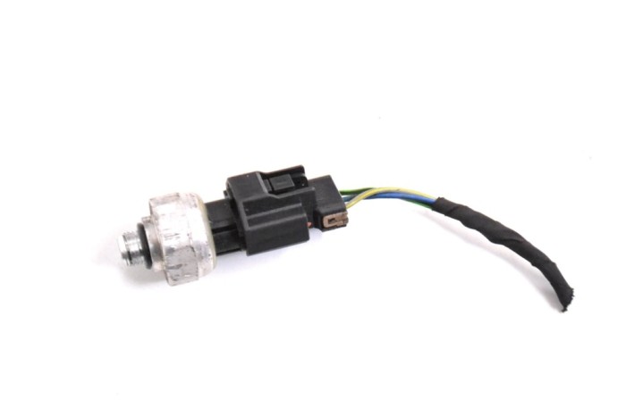 Senzor de presiune aer condiționat SSANGYONG TIVOLI 2015 OEM: 42CP8-12 13950551