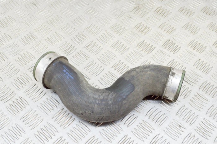Furtun intercooler st&acirc;nga VW PASSAT B7 362 2013 OEM: 1K0145832F 13345613