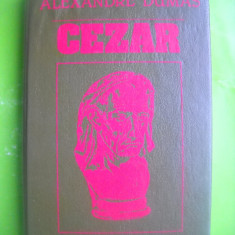 HOPCT CEZAR /ALEXANDRE DUMAS- HYPERION CHISINAU 1991 -421 PAGINI-LEGATA