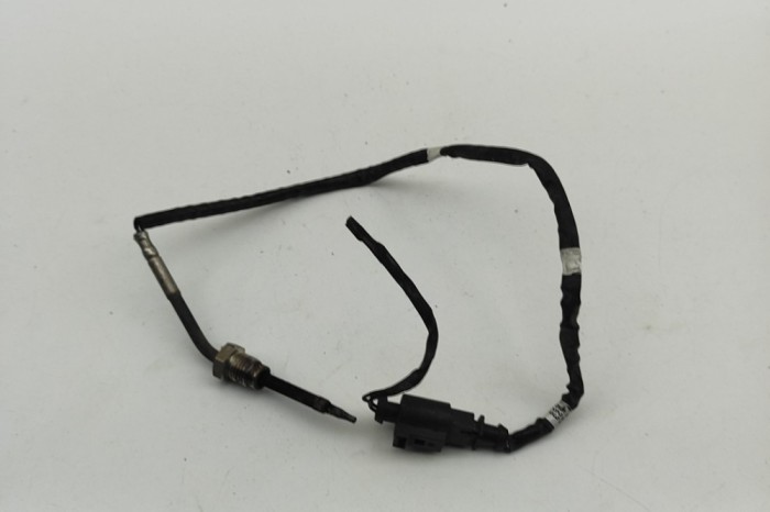 Senzor de temperatură VW CRAFTER 30-50 Furgon 2E_ 2016 OEM: 03L906088HB | 31079218