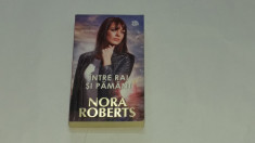 NORA ROBERTS - INTRE RAI SI PAMANT foto