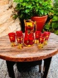 Set carafă cu 6 pahare roșii din sticlă