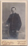 Fotografie tip CDV - perioada interbelica, reprezentand un barbat in haina militara