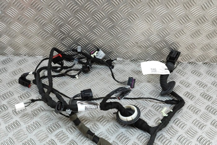 Cablaj ușă dreapta față LAND ROVER RANGE ROVER IV L405 2020 OEM: KK52-14631-BDE 29177001