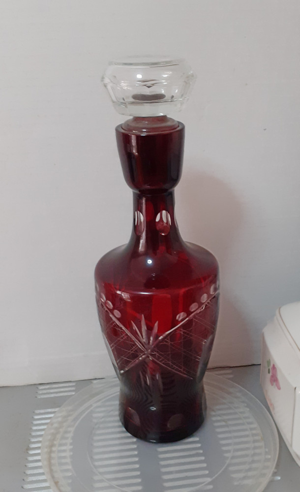 Sticla_clondir din sticla rosie, cu dop | Okazii.ro