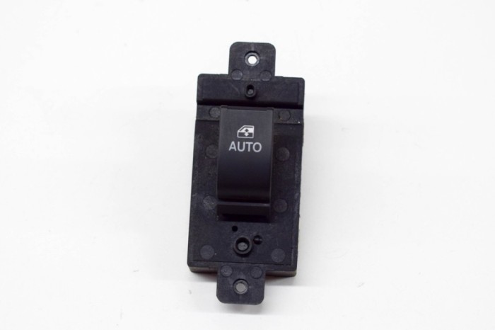 Buton geam ușă st&acirc;nga față OPEL ANTARA 2012 OEM: 202007457 14219814