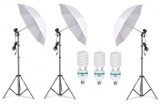 Cumpara ieftin Kit de 3 umbrele albe, 3 trepiezi reglabili 200 cm, 3 becuri 150W