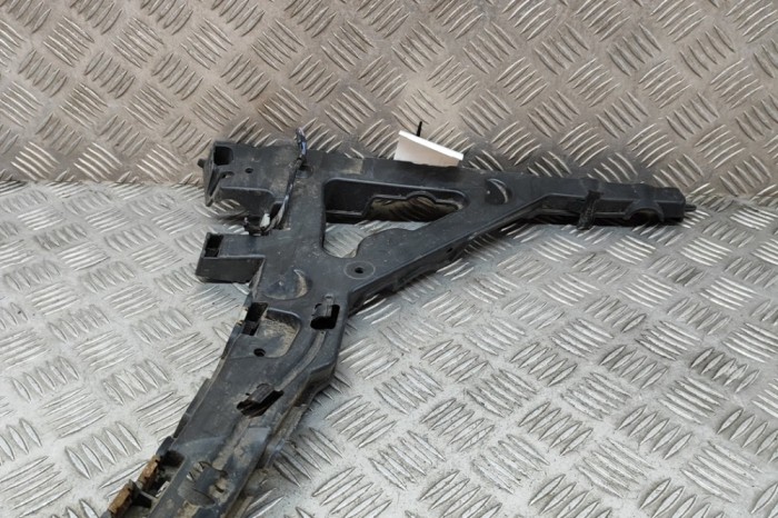 Suport bara de protecție dreapta spate LAND ROVER RANGE ROVER VELAR L560 2020 OEM: J8A2-17B930-A 22309874