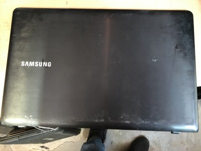 Capac display Samsung NP 300E7A - A142 foto