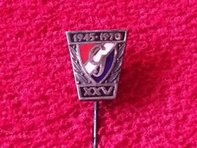 Insigna (veche) fotbal-Gwardia Warszawa (POLONIA) aniversare 25 de ani 1945-1970 foto