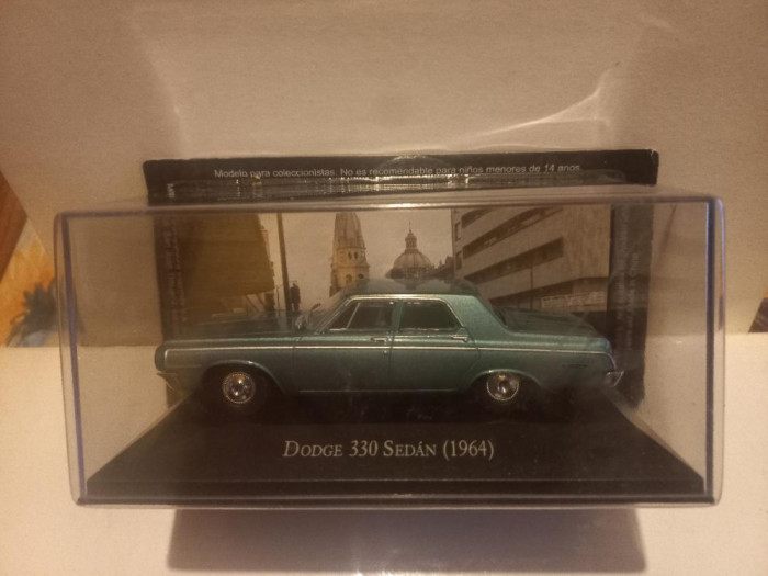 Macheta Dodge 330 Sedan - 1964 1:43 Deagostini Mexic