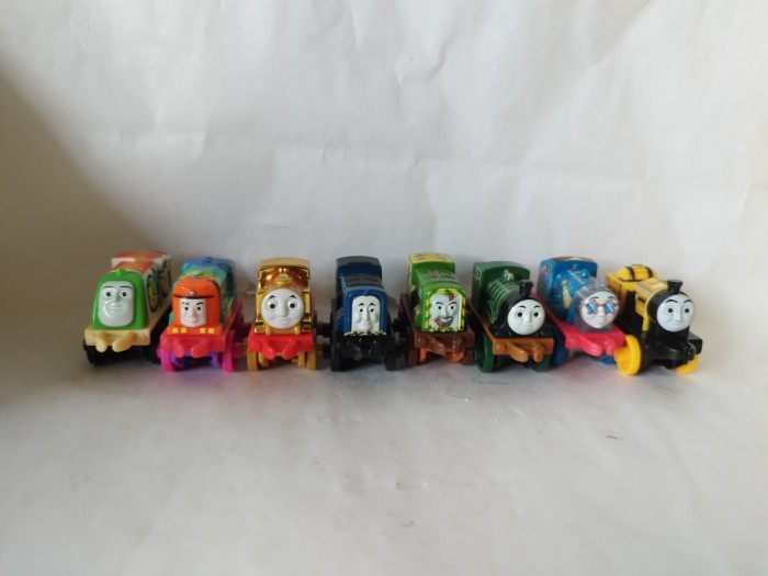 bnk jc Thomas &amp; Friends minis - set 8 bucati