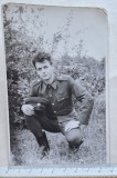 Cumpara ieftin Fotografie locotenent rom&acirc;n &ndash; uniformă militară &ndash; anii 1960