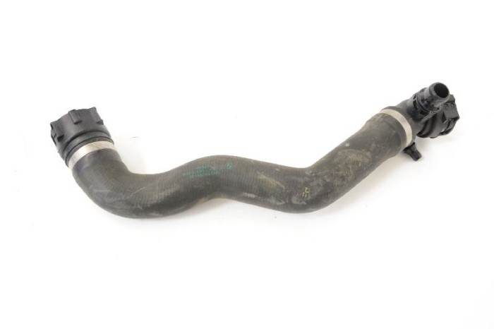 Furtun radiator răcire st&acirc;nga BMW 3 F30, F80 2015 OEM: 7812941 10672593