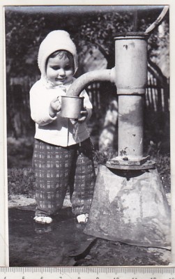 bnk foto - Copil la cismea - anii `70 foto