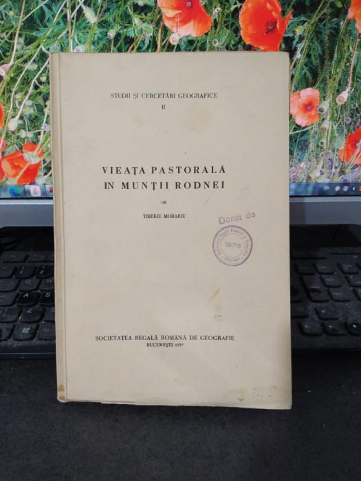 Tiberiu Morariu, Vieața (Viața) pastorală &icirc;n Munții Rodnei, București 1937, 077