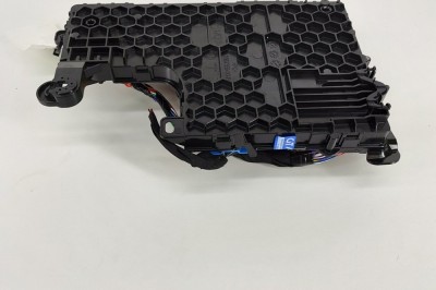 TESLA MODEL 3 2021 OEM: 1567455-00-C,1497850-00-D,1567359-00-B SKU: 28300072 foto