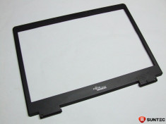 Rama capac LCD Fujitsu Siemens Amilo L1310G 80-41119-00 foto