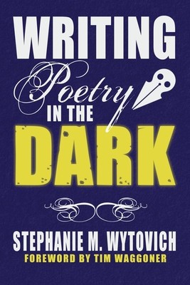 Writing Poetry in the Dark foto