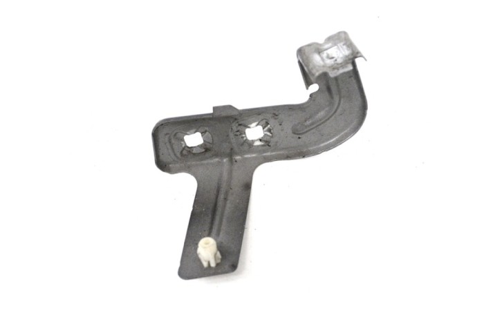 Suport aripa st&acirc;nga față BMW 4 Gran Coupe F36 2018 OEM: 7255821 15327972