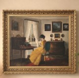 Ulei pe p&acirc;nză "Femeie la fereastră" realizată de artista daneză Edith Gert (1906&ndash;1983)