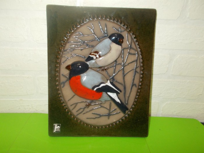 PLACA din ceramica JIE GANTOFTA decor basorelief CINTEZE , design A. Nietosvuori