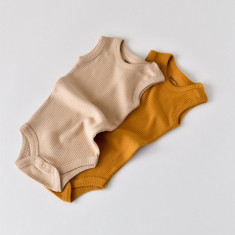 Set de 2 body-uri fara maneci din bumbac organic si modal - Mustar/Somon BabyCosy (Marime: 0-3 Luni)