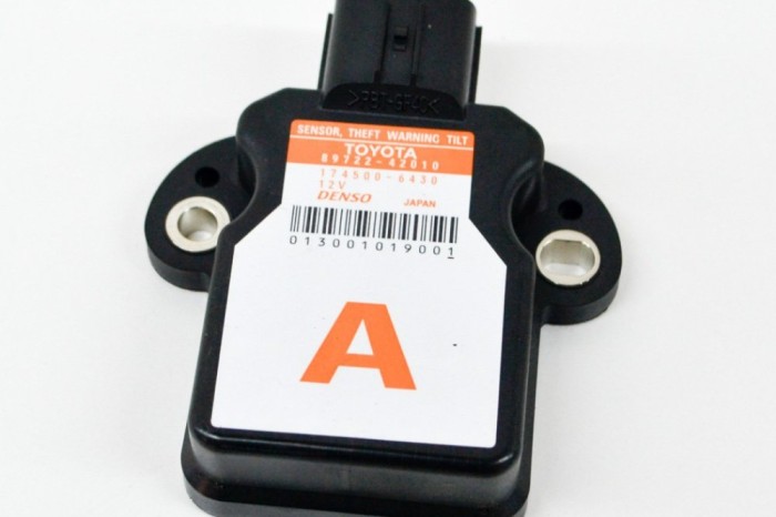 Senzor de alarma TOYOTA RAV 4 IV _A4_ 2016 OEM: 174500-6430,89722-42010 13634190