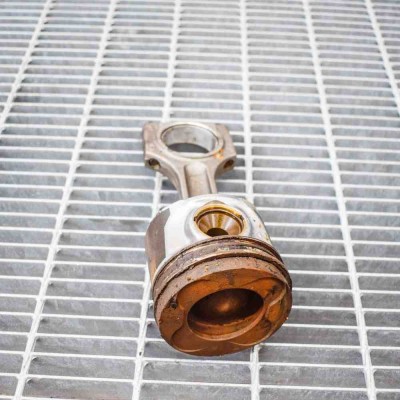 Piston BMW 3 Touring E91 2007 OEM: 7792745 foto